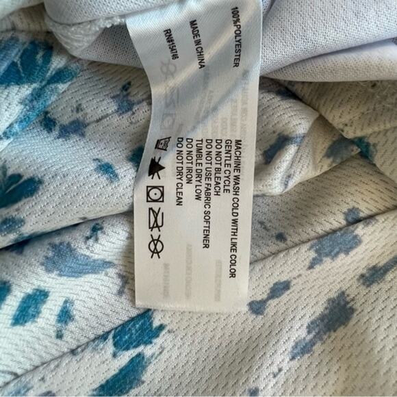 Mountain and Isles Women's Sola Sun Protection Bahama Blue Stripe Outdoor Shirt - Picture 11 of 12